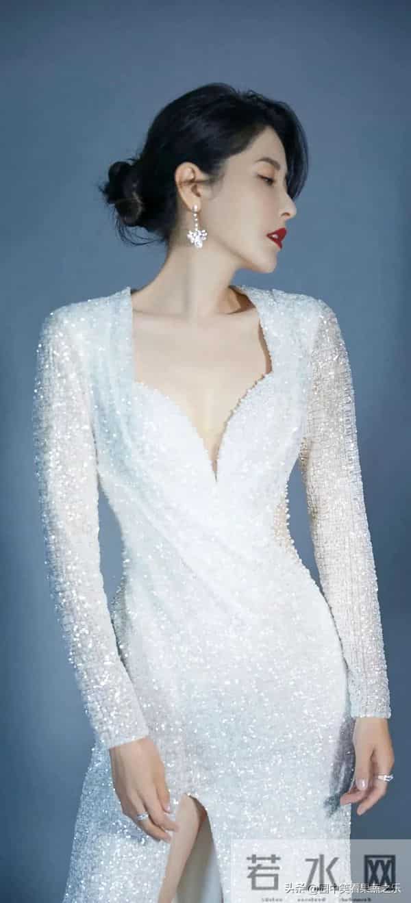 白月光女神:曾黎