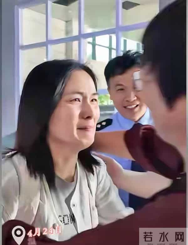 瑾汐父母又一个新举动把评论区都关闭,回应三姐妹感情很好别乱想