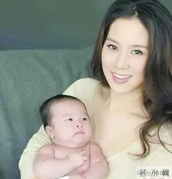 14岁便是"人间尤物",嫁给大11岁富豪老公的徐子淇,现状令人唏嘘