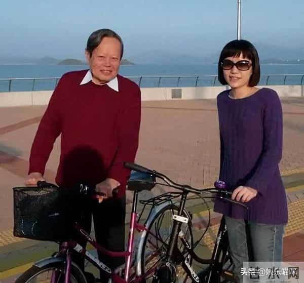 看完翁帆28岁到49岁状态，才发现女人到中年，幸不幸福都写在脸上