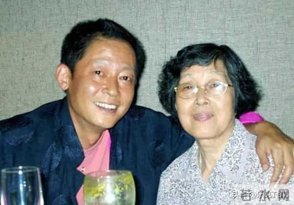 演员王志文:不留骨灰,不设墓地!他的选择引发无数网友深思