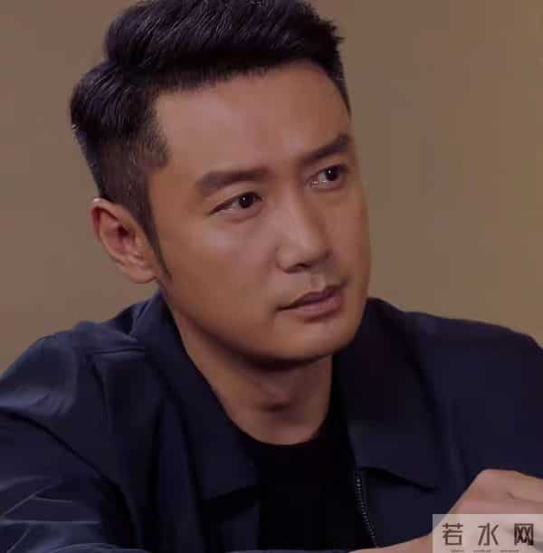 他曾是央视主持人，如今沦落到娱乐圈跑龙套，20年过去他后悔了吗