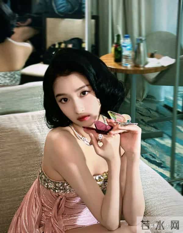 关晓彤|这逆天的大长腿