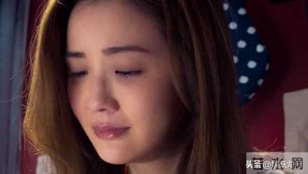 43岁阿Sa恋情曝光，竟然是比自己小10岁的健身教练，不少网友担心