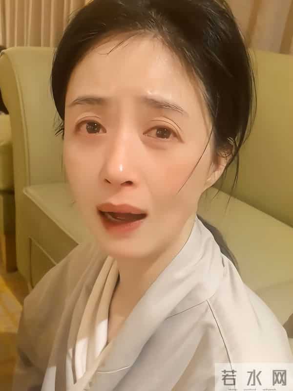 步大 S 后尘！42 岁蒋欣节食暴瘦，崩溃痛哭，饿到晕厥身体已亮红灯