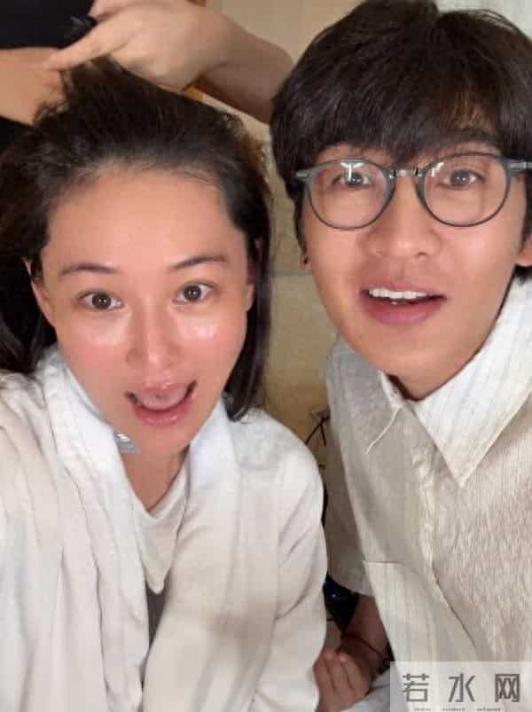 张馨予纯素颜照被曝光,花高价请化妆师上妆,妆前妆后判若两人