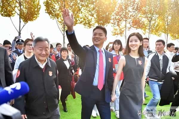 藏不住了，31岁章泽天高调官宣好消息，活成了自己喜欢的样子！