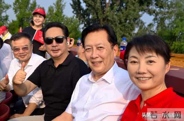 被央视怒批、德不配位、装傻充愣，难怪阅兵从不邀请“流量明星”