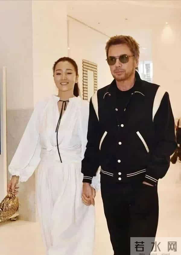 70岁米歇尔求婚52岁巩俐:我年入5亿,嫁给我!巩俐霸气回应:我每周做4次有氧运动,你行吗