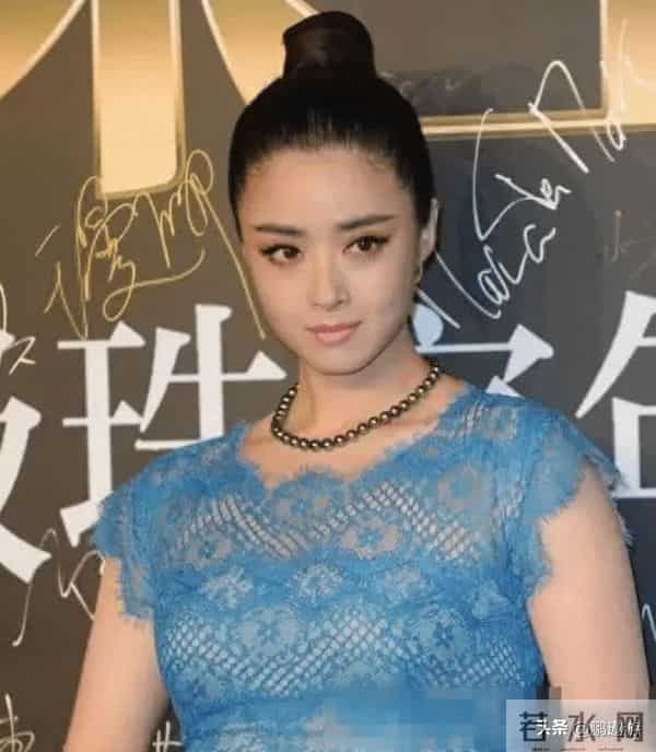 钱再多有什么用?42岁暴瘦脱相崩溃大哭的蒋欣,给所有人提了个醒