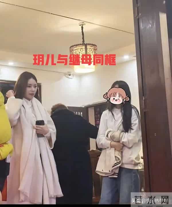 网友偶遇马筱梅带玥儿吃饭,母女同框好有爱,玥儿变得更自信