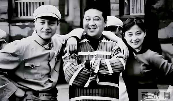 为了梅婷,抛弃患难与共的发妻,67岁孤身一人的叶大鹰可曾后悔?