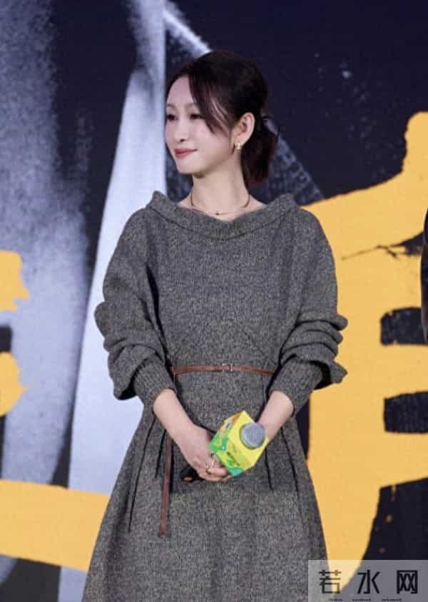秦海璐这一身穿出了大多数70后想要的高级感!