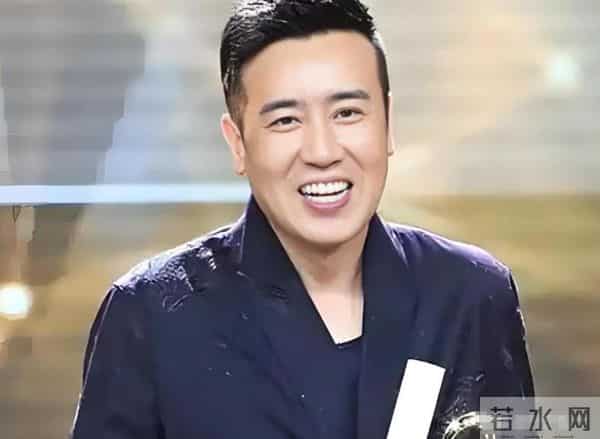 原来她是于和伟老婆,难怪他能拿"视帝",真是一个贤妻旺三代