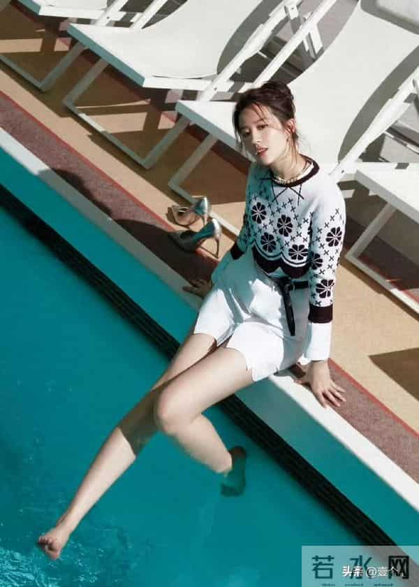 刘亦菲的美是红玫瑰与白月光的和解