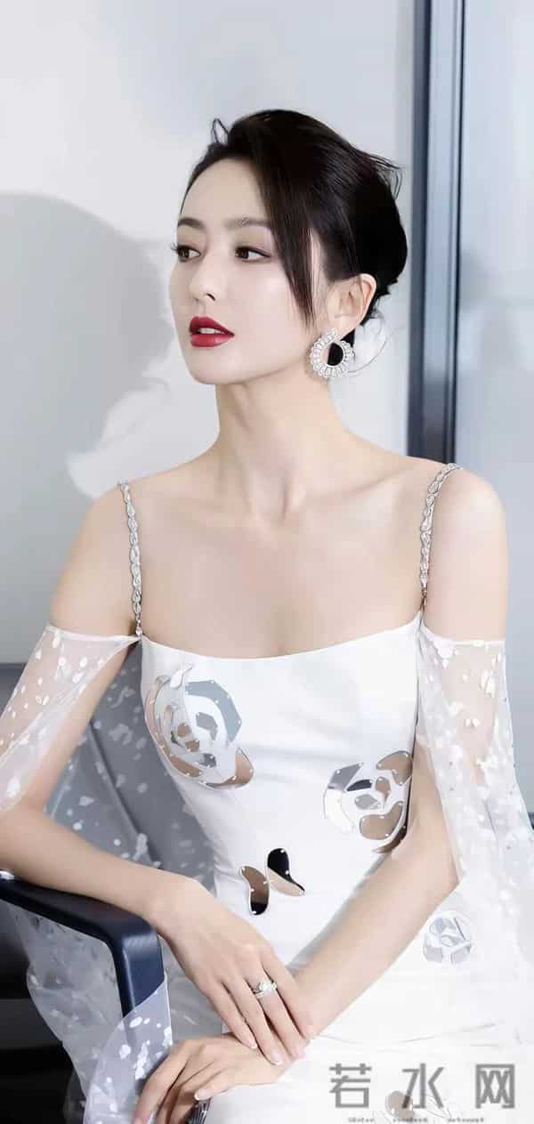 佟丽娅大图写真