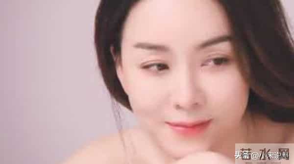 韩国女星54岁仍未婚，住酒店8000元一晚，坦言：没孩子钱留着干嘛