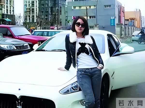 出狱仅2年,郭美美再迎2大噩耗,个个戳心窝,网友直言大快人心