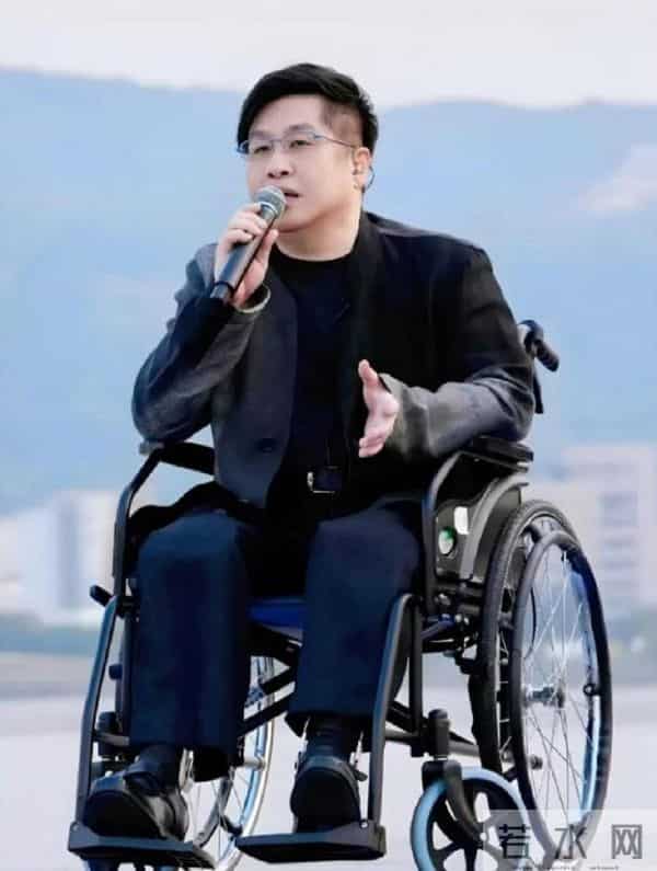 走好不送!官媒点名,郑智化清空账号想退圈,终被"连滚带爬"反噬