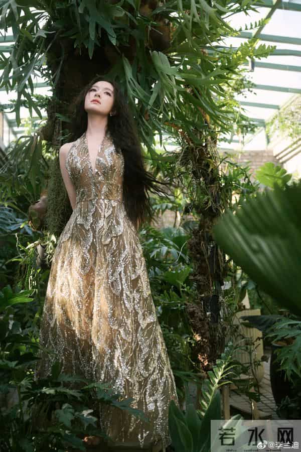 李兰迪，长开了，也长大了