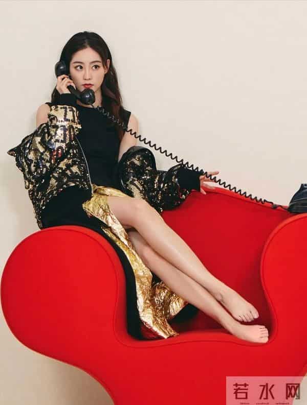 祝绪丹光脚丫妆造精选