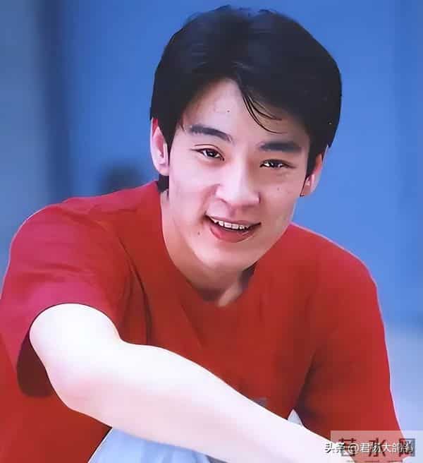 李光洁：娶过郝蕾，爱过王珞丹，负了殷桃，和小12岁的她修成正果