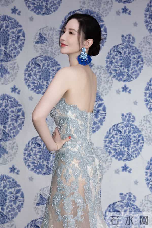 性感女神,张萌,不愧是环球小姐出身