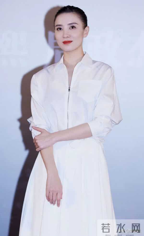 有种“夺命的刀”,叫宋佳的腰;有种“夺人的魂”,叫宋佳的臀