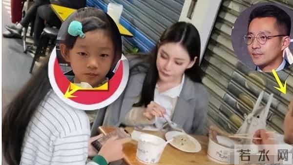 小S女儿曝心疼具俊晔后,张兰带全家去成都度假,一家人好幸福