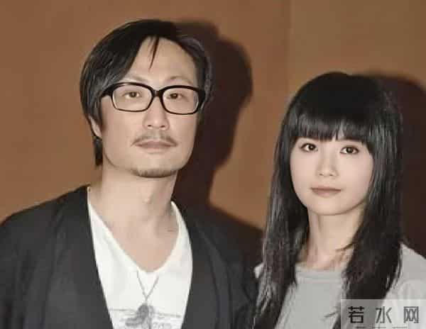 恭喜！知名港星蔡卓妍阿sa新恋情，被曝和小10岁帅气健身教练热恋