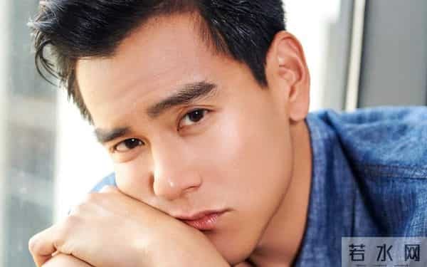 吴彦祖晒47岁老婆素颜合照,惊呆网友!原来他们15年前就已分床睡