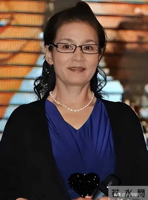 13次夺影后,一生无儿无女,68岁却公开“表白”前夫:她太敢了!