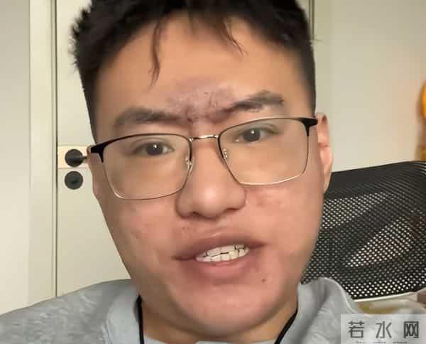 2年前,那个砸神像、睡坟场“八字命硬”的网红,如今怎么样了?