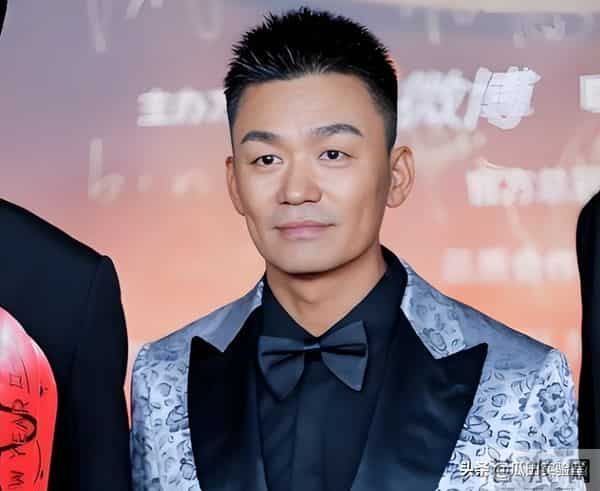 王宝强没想到,背负“绿帽”9年后,一双儿女开始为他争光了