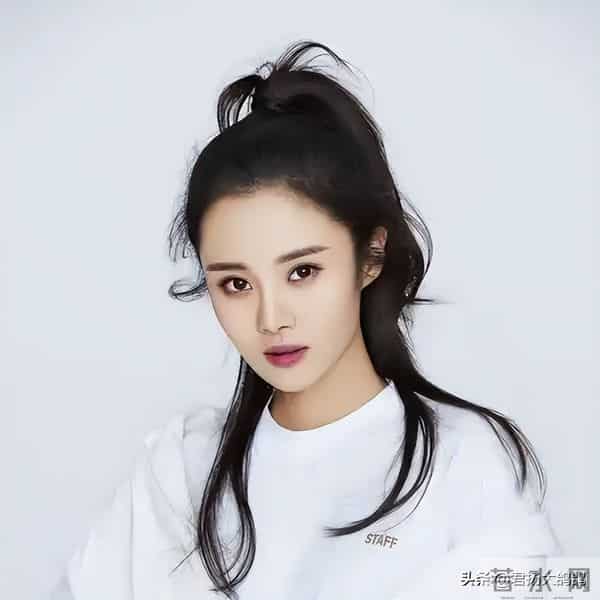 李光洁：娶过郝蕾，爱过王珞丹，负了殷桃，和小12岁的她修成正果