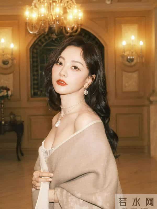 杨蓉真是性感啊！