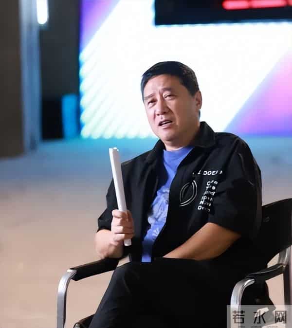 为了梅婷,抛弃患难与共的发妻,67岁孤身一人的叶大鹰可曾后悔?