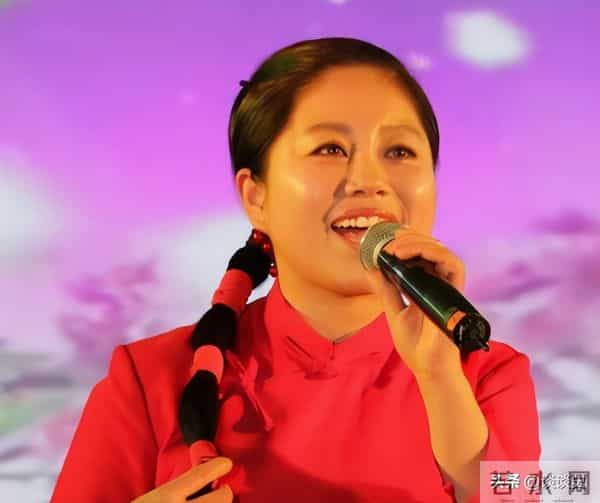 倾家荡产砸120万上星光大道,惨遭淘汰15年后,崔苗过得如何?