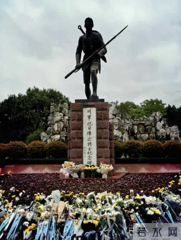 陈宝仓墓地曝光,墓前状况令人意外,与吴石、朱枫墓截然不同