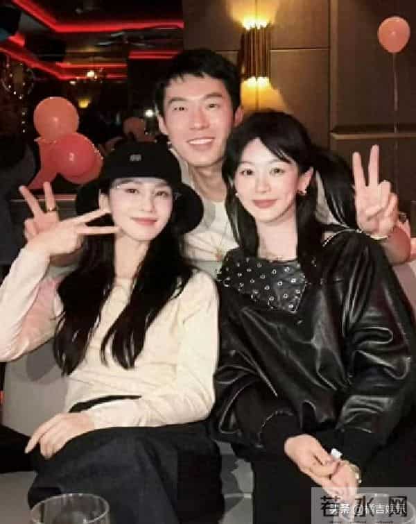 刘诗诗参加杨紫生日会