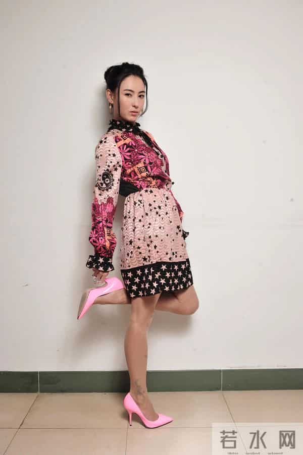 张柏芝早期丝袜写真精选