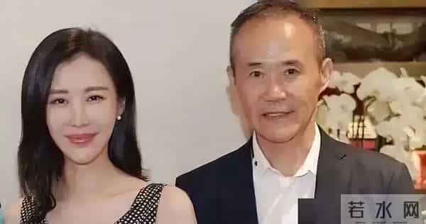他放弃亿万资产抛弃糟糠之妻，娶30岁女星，现却成人生赢家