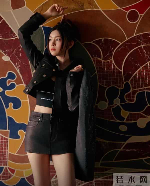 离婚仅9月,陈妍希与陈晓过上了不同的生活,双方都十分开心