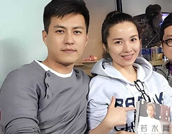 她26岁成双料影后，二婚嫁靳东高龄生下两子，今48岁美得自信从容