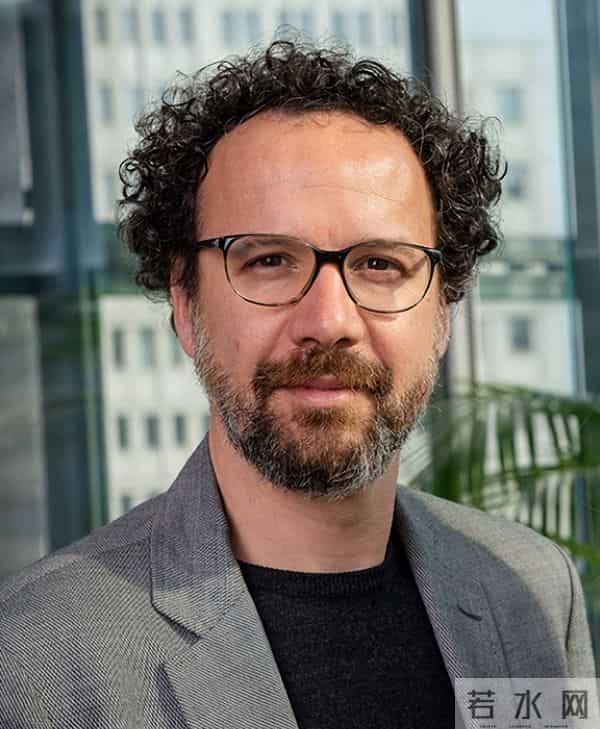 大破防!这一次,41岁的她,把过气女明星的惨,体现的淋漓尽致