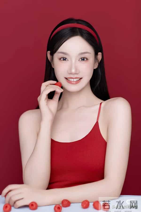 王凯沐杀疯！又一部新剧开机，女主太惊艳，与郭宇欣不分伯仲