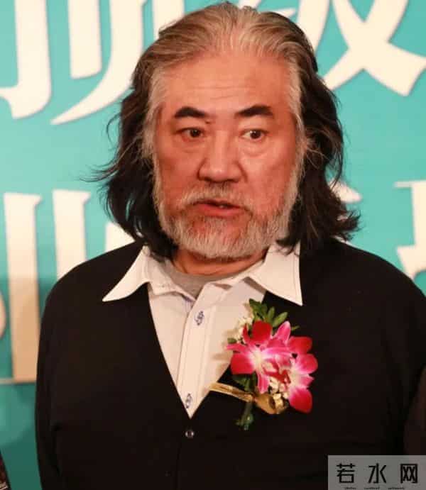 一手好牌打的稀碎,74岁的张纪中遭到“反噬”,如今下场大快人心