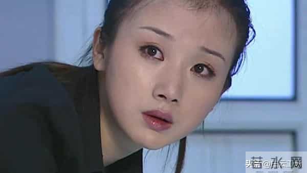 消失10年,归来满身疮痍!娱乐圈又一桩伪豪门婚姻的假面被撕碎了