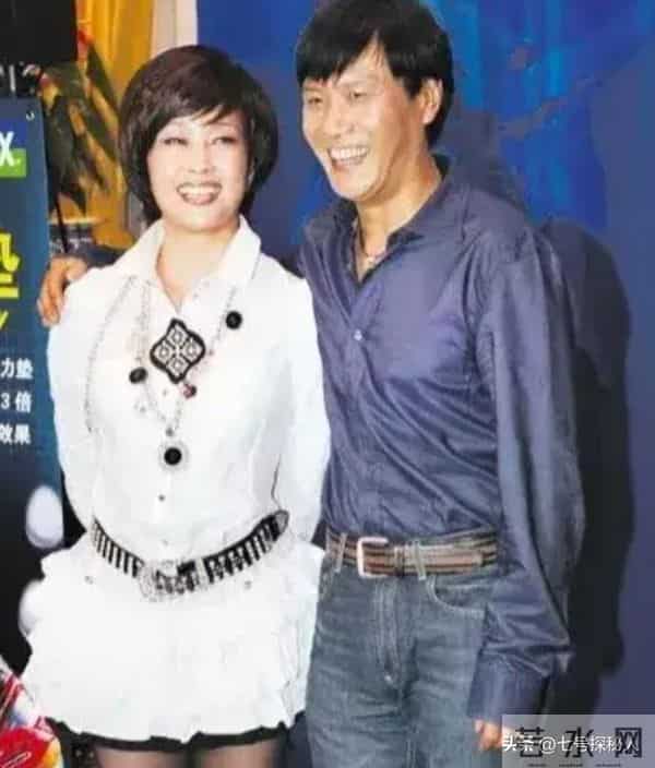 “红杏出墙”！这5位给老公戴帽子的女星，简直堪比现代版潘金莲