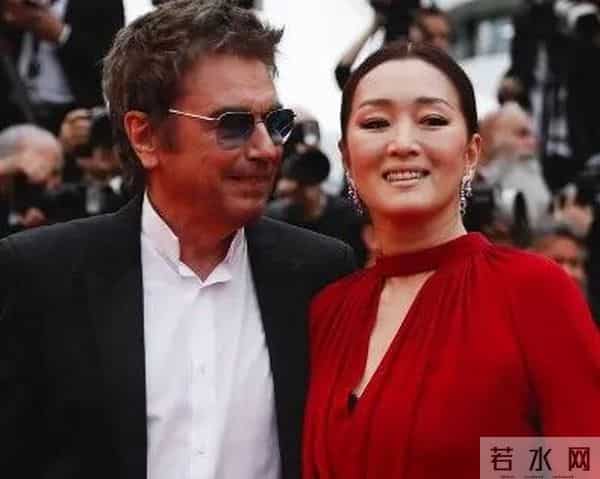 70岁米歇尔求婚52岁巩俐:我年入5亿,嫁给我!巩俐霸气回应:我每周做4次有氧运动,你行吗